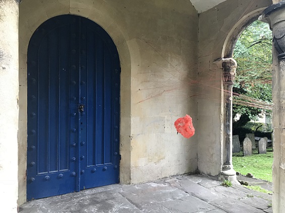 01 My beating heart 2018 installation of red monofilament knitting and knitting needles
